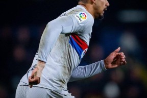 关于今晨比利亚雷亚尔调整名单以备足总杯，主帅复盘环节打磨，更衣室稳定，赛季目标并未改变的信息九游娱乐平台